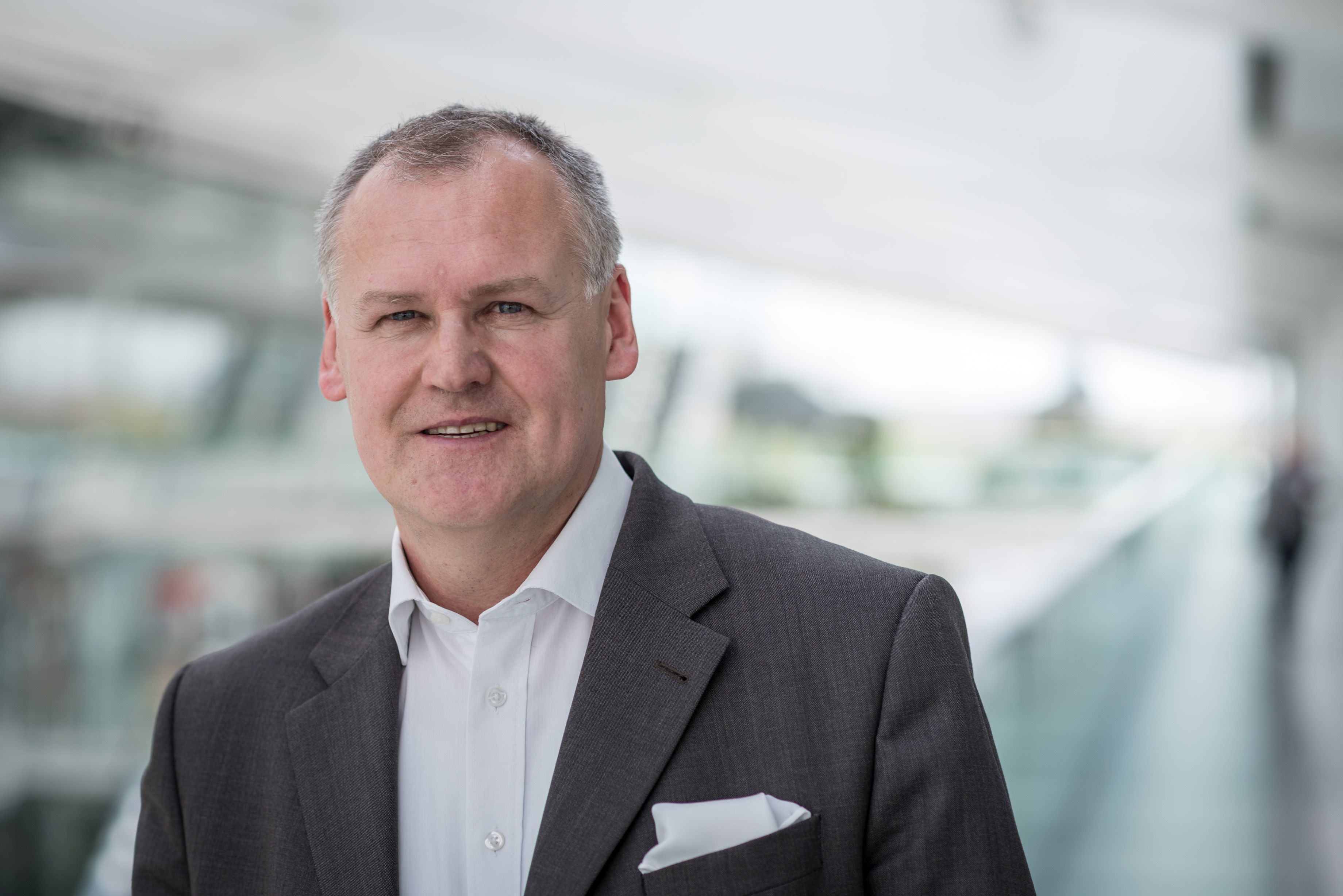 Portraitbild Frank Ruhland