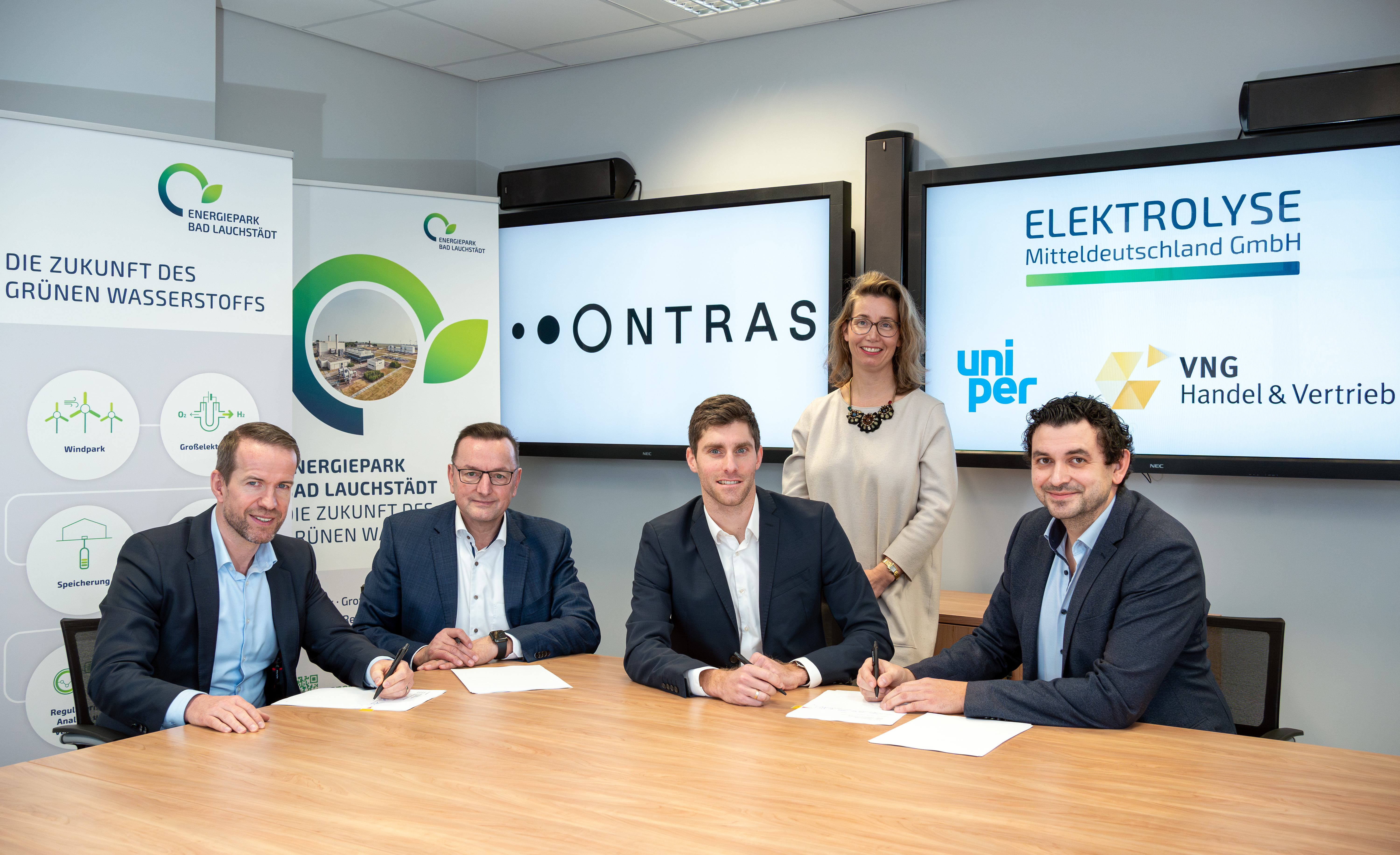 EBL Konsortialpartner des Energiepark Bad Lauchstädt unterzeichnen ersten Kapazitätsvertrag für Transport von Grünem Wasserstoff